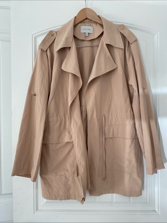 Love Tree Jackets & Blazers - Love Tree Neutral Beige Lightweight Trench with Drawstring Waist size Large